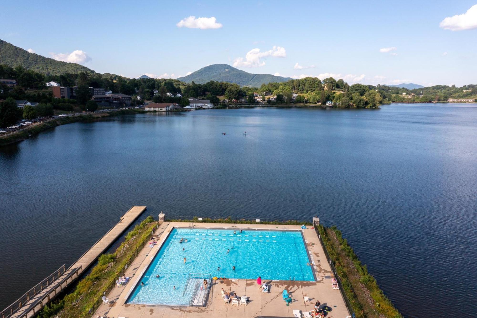 Campground Cabin Lake Junaluska Екстериор снимка